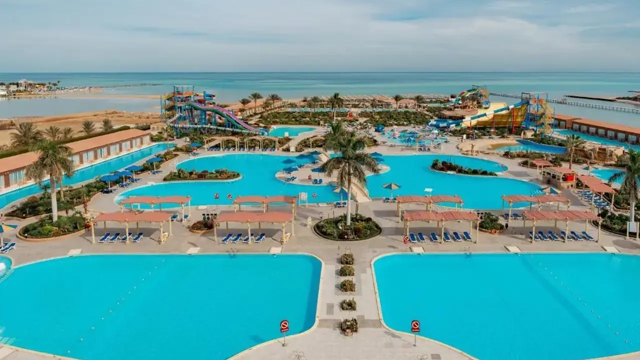 Sunrise Alora Aqua Park (ex. Caesar Palace Aqua Park)