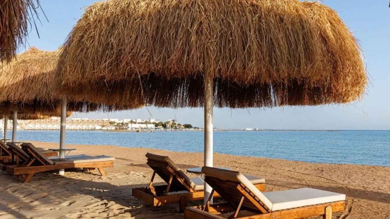 SUNRISE ALORA AQUA PARK RESORT ( EX. CAESAR PALACE )