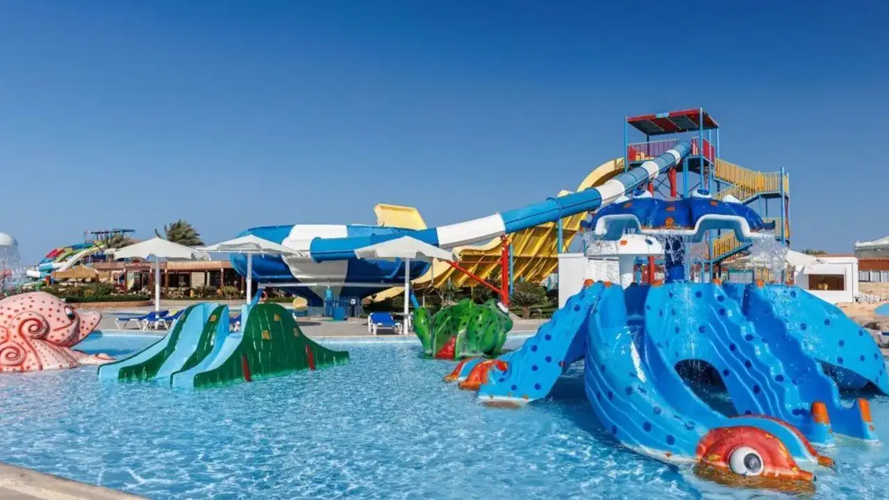 SUNRISE ALORA AQUA PARK RESORT ( EX. CAESAR PALACE )