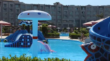 Sunrise Alora Aqua Park Resort