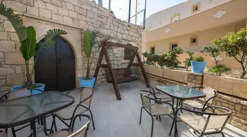 Sunrise Apartments