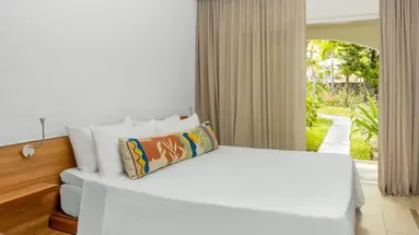 Sunrise Attitude Hotel