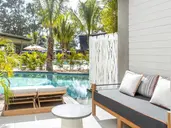 Sunrise Attitude Hotel