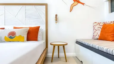 Sunrise Attitude Hotel