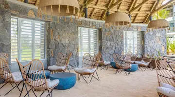 Sunrise Attitude Hotel