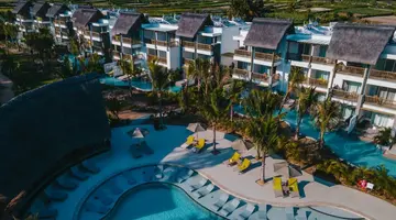 Sunrise Attitude Hotel