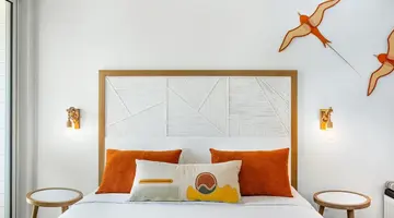 Sunrise Attitude Hotel