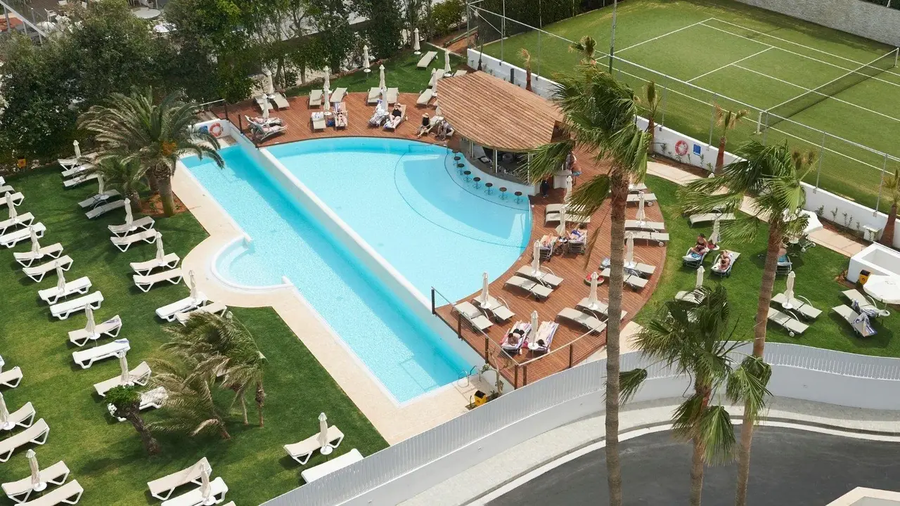 Sunrise Beach Hotel