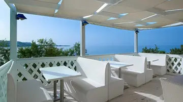 Sunrise Beach Resort
