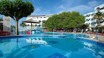 Sunrise Beach Resort