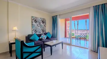 Sunrise Cardina Resort