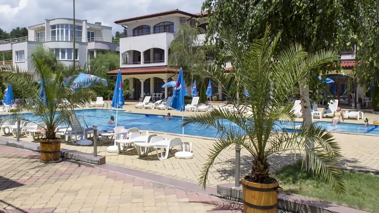 Sunrise Complex