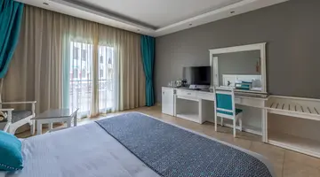 SUNRISE GARDEN BEACH RESORT & SPA