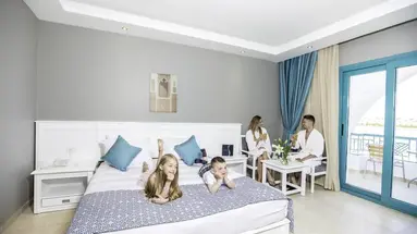SUNRISE Garden Beach Resort