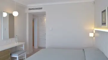Sunrise Gardens Aparthotel