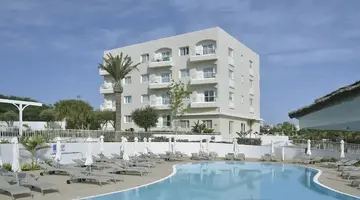 Sunrise Gardens Aparthotel