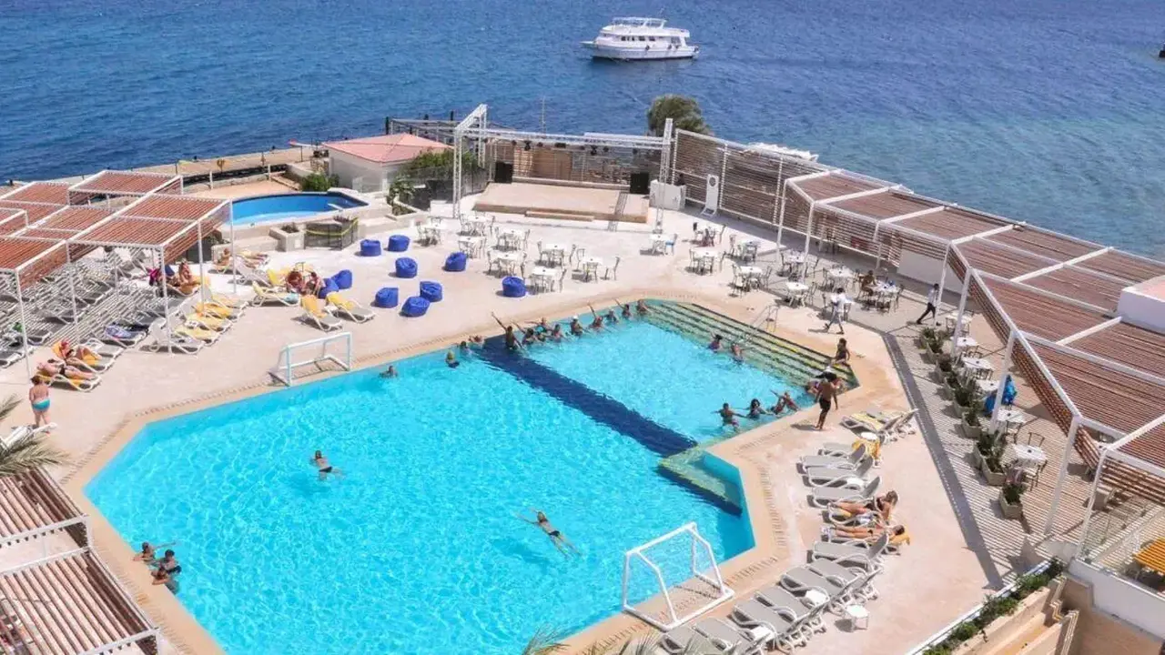SUNRISE HOLIDAYS RESORT (ADULT ONLY +16)