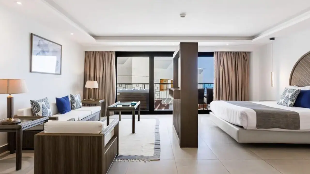 SUNRISE HOLIDAYS RESORT (ADULT ONLY +16)