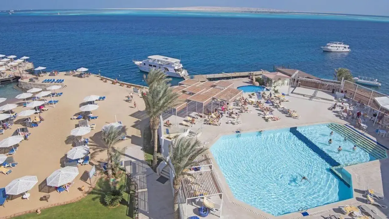 SUNRISE HOLIDAYS RESORT (ADULT ONLY +16)