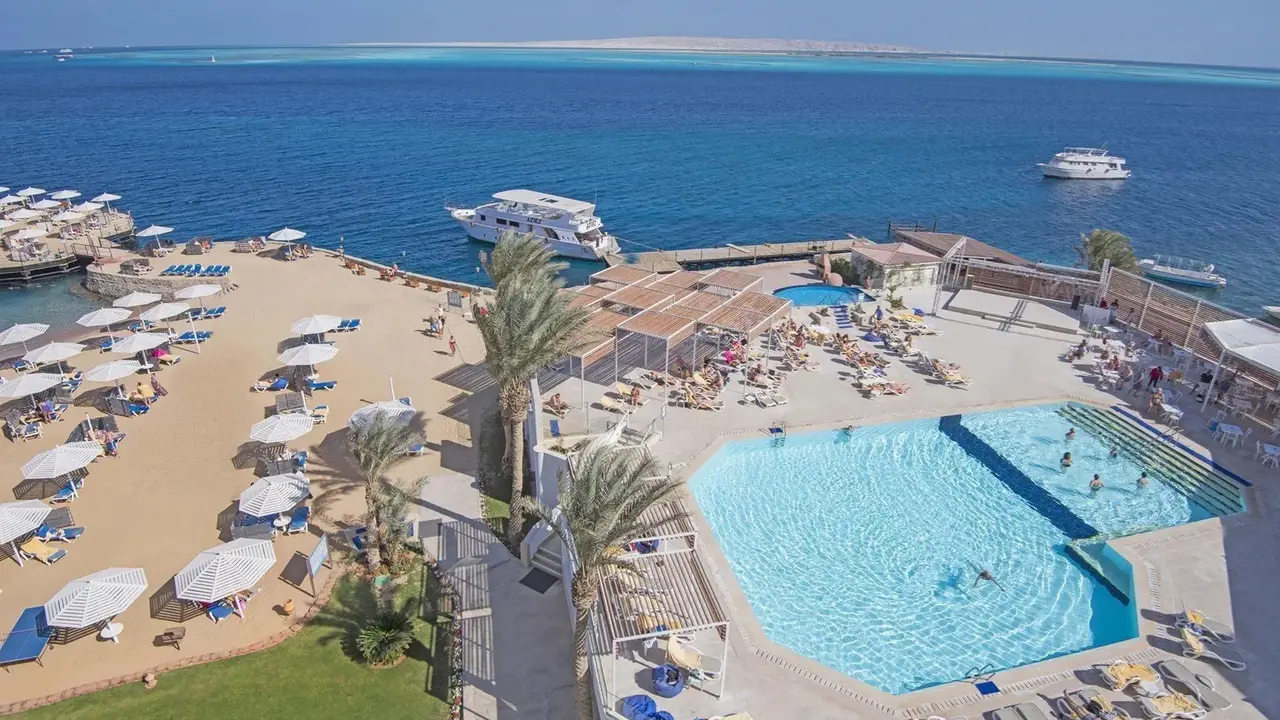Sunrise Holidays Resort (Adults Only 16+