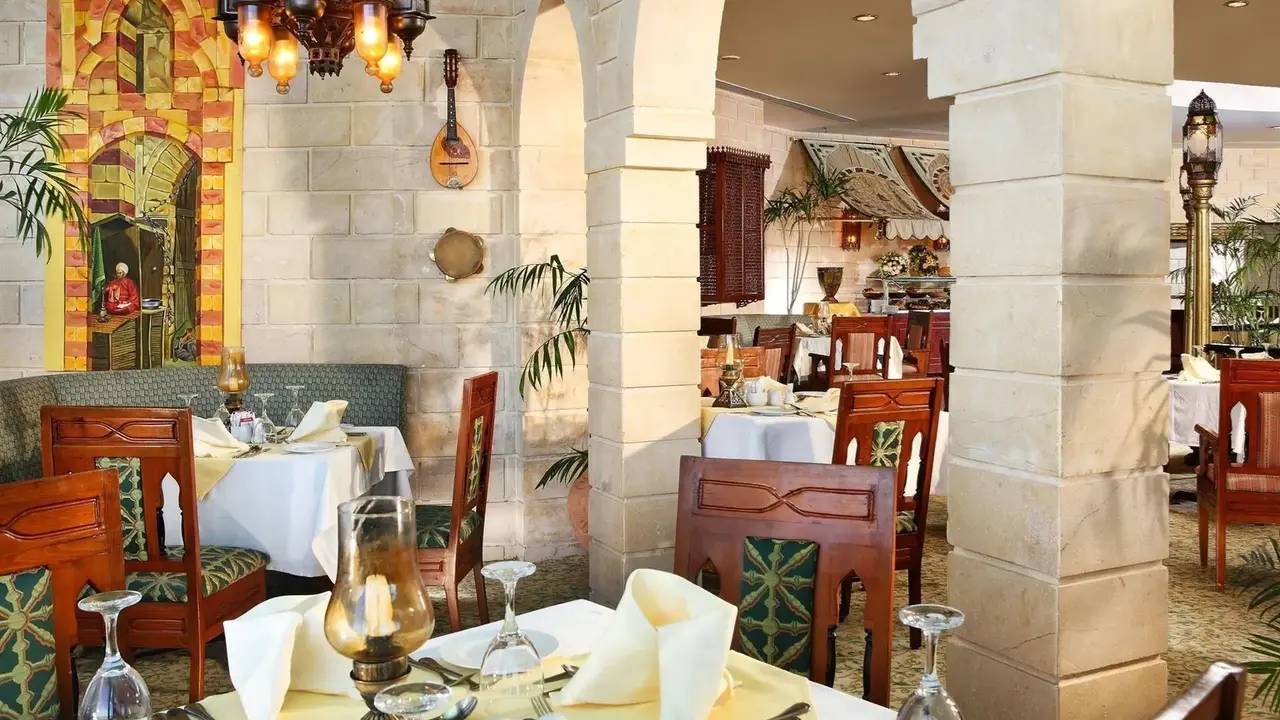 Sunrise Holidays Resort (Adults Only 16+