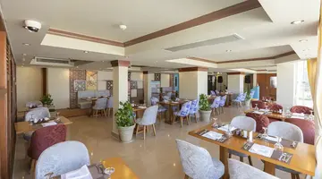 SUNRISE HOLIDAYS RESORT