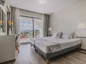 Sunrise Hotel