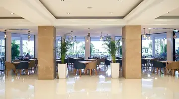 Sunrise Oasis Hotel & Waterpark