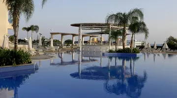 Sunrise Oasis