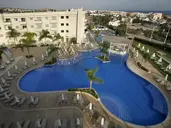 Sunrise Oasis