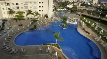 Sunrise Oasis