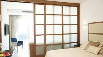 Sunrise Pearl Hotel & Spa