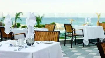 Sunrise Pearl Hotel & Spa