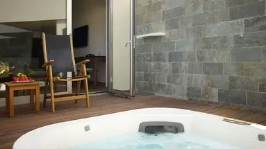 Sunrise Pearl Hotel & Spa