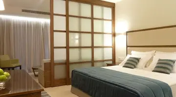 Sunrise Pearl Hotel & Spa