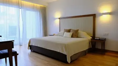 Sunrise Pearl Hotel & Spa