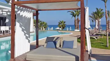 Sunrise Pearl Hotel & Spa