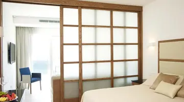 Sunrise Pearl Hotel & Spa