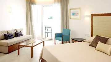 Sunrise Pearl Hotel & Spa