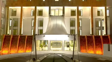 Sunrise Pearl Hotel & Spa