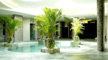 Sunrise Pearl Hotel & Spa