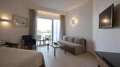 Sunrise Pearl Hotel & Spa