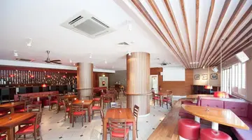 Sunrise Pearl Hotel & Spa