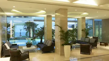 Sunrise Pearl Hotel & Spa