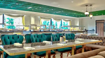 Sunrise Premium Hotel
