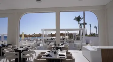 Sunrise Remal Beach Resort