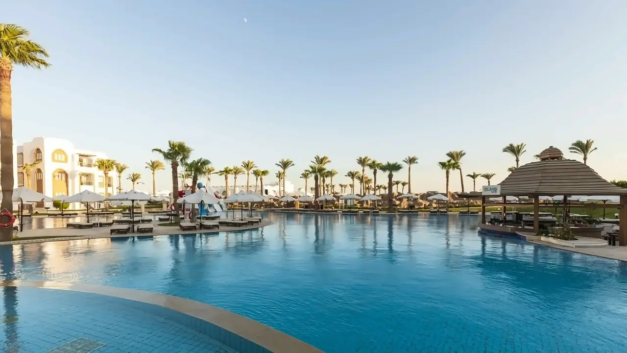 Sunrise Remal Resort