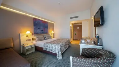SUNRISE RESORT