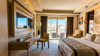 Sunrise Romance Resort ***