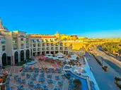 Sunrise Romance Resort ***